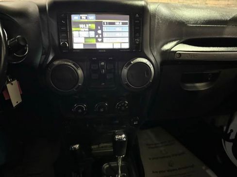 Used 2014 Jeep Wrangler Unlimited Sport w/ Quick Order Package 24S image 19