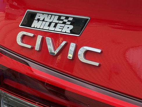 Used 2023 Honda Civic Sport image 23