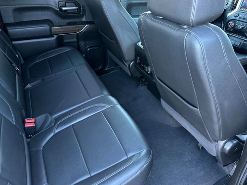 Used 2022 Chevrolet Silverado 1500 RST image 18