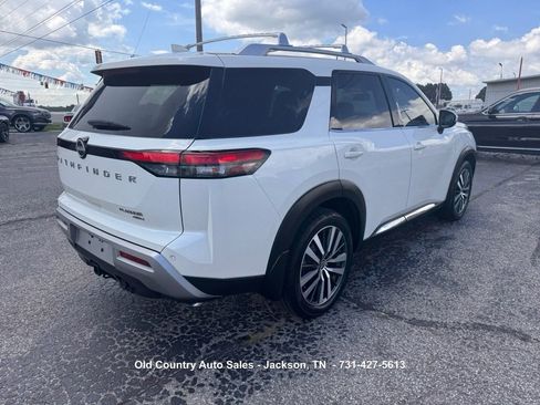 Used 2022 Nissan Pathfinder Platinum w/ Cargo Package AWD/4WD image 6