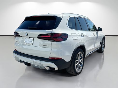 New 2026 BMW X5 sDrive40i RWD image 3
