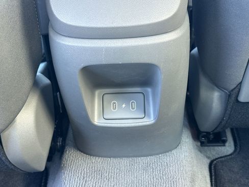 Used 2025 Hyundai Elantra SEL w/ Cargo Package image 24