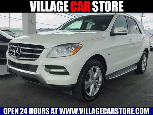 Used 2012 Mercedes-Benz ML 350 4MATIC w/ Premium 2 Pkg image 1