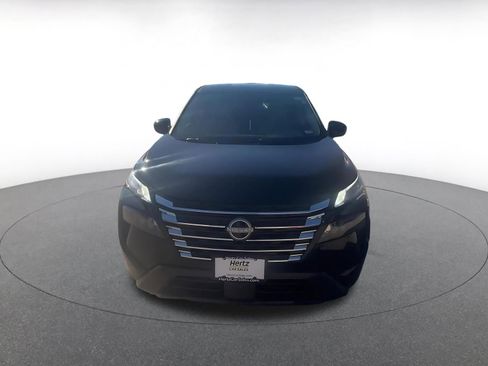 Used 2025 Nissan Rogue SV image 4