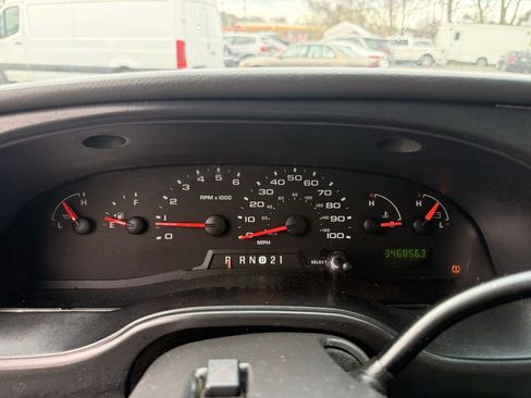 Used 2008 Ford E-250 and Econoline 250 image 18