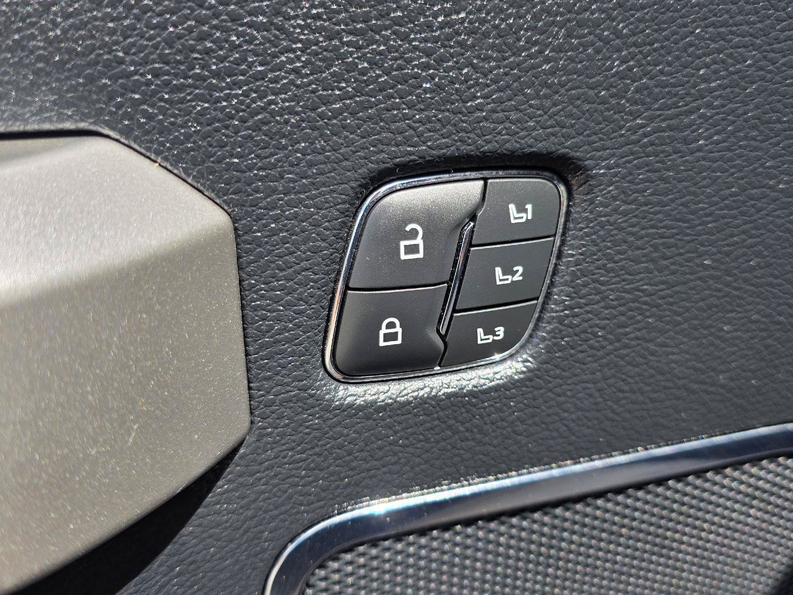 Used 2021 Ford F250 Lariat AWD/4WD image 36