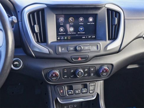 Used 2018 GMC Terrain SLE w/ Driver Convenience Package image 18