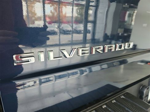 Used 2022 Chevrolet Silverado 1500 LT image 28