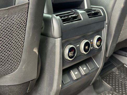 Used 2023 Land Rover Defender 110 Carpathian Edition AWD/4WD image 17