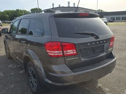 Used 2018 Dodge Journey SE w/ Popular Equipment Group FWD image 6