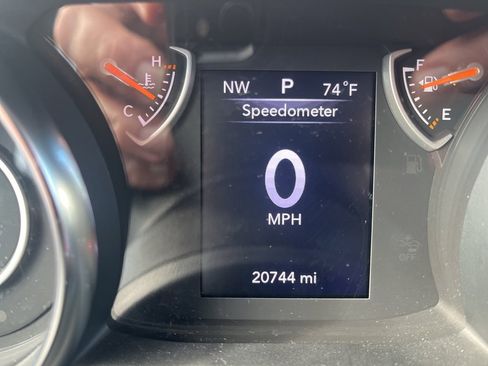 Used 2023 Jeep Wrangler Sport image 13