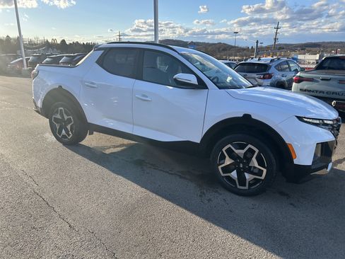 Used 2024 Hyundai Santa Cruz Limited image 3