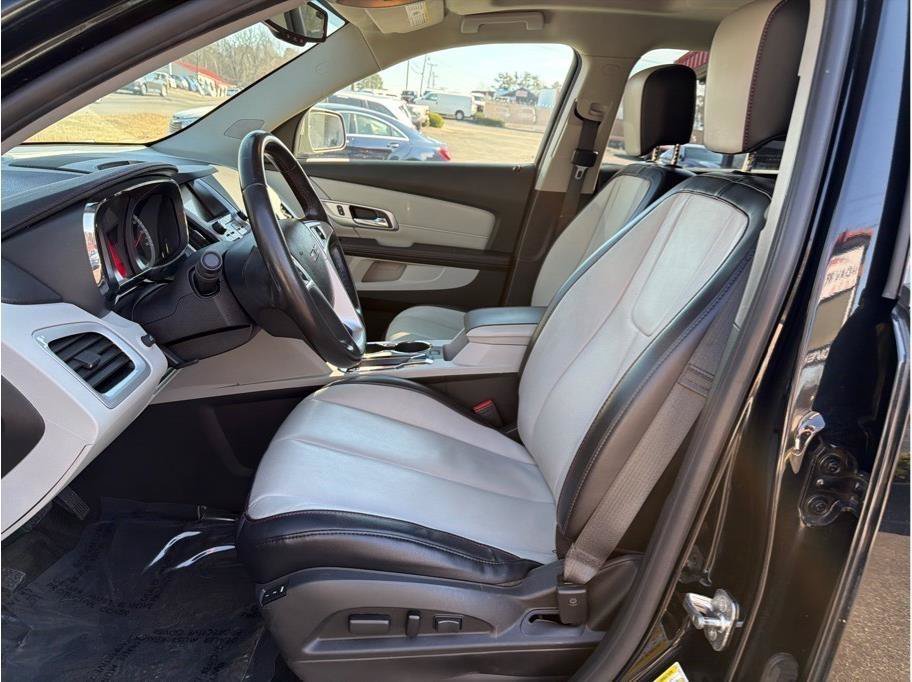 Used 2015 GMC Terrain SLT FWD image 13