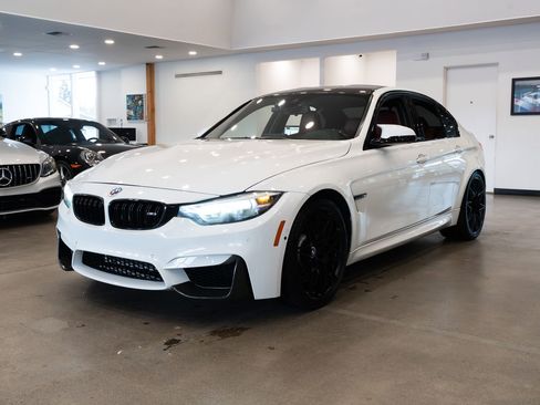 Used 2018 BMW M3 image 27