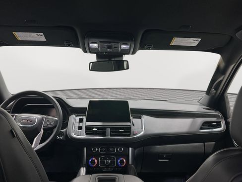 Used 2023 GMC Yukon SLT w/ SLT Luxury Package image 23