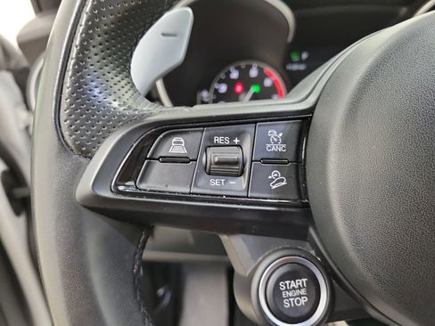 Used 2023 Alfa Romeo Stelvio Sprint image 23