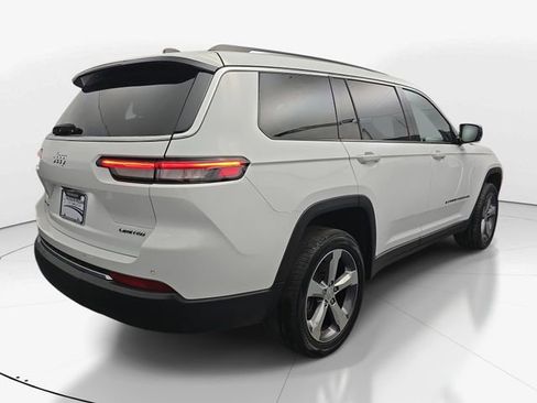 Used 2022 Jeep Grand Cherokee L Limited image 9