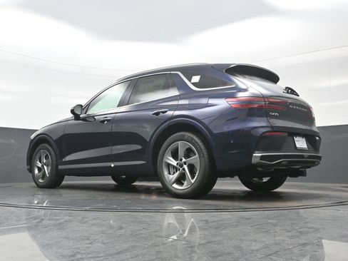 New 2026 Genesis GV70 2.5T Advanced image 15