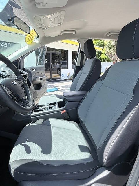 Used 2018 Ford Escape SE AWD/4WD image 10