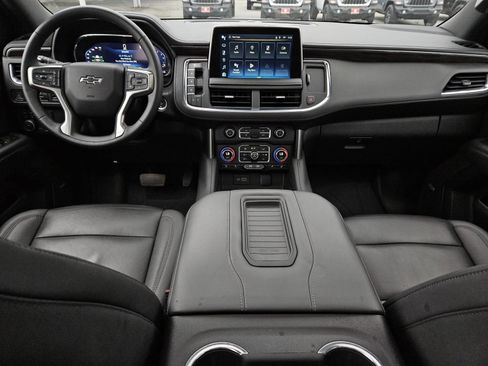 Used 2023 Chevrolet Tahoe Z71 w/ Luxury Package AWD/4WD image 12