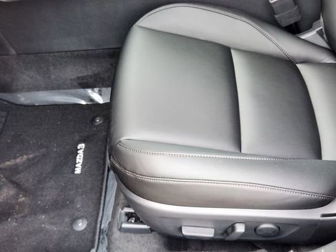 New 2026 MAZDA MAZDA3 2.5 S Preferred image 10