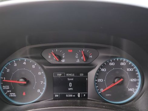 Used 2020 Chevrolet Equinox LS w/ LS Convenience Package image 12