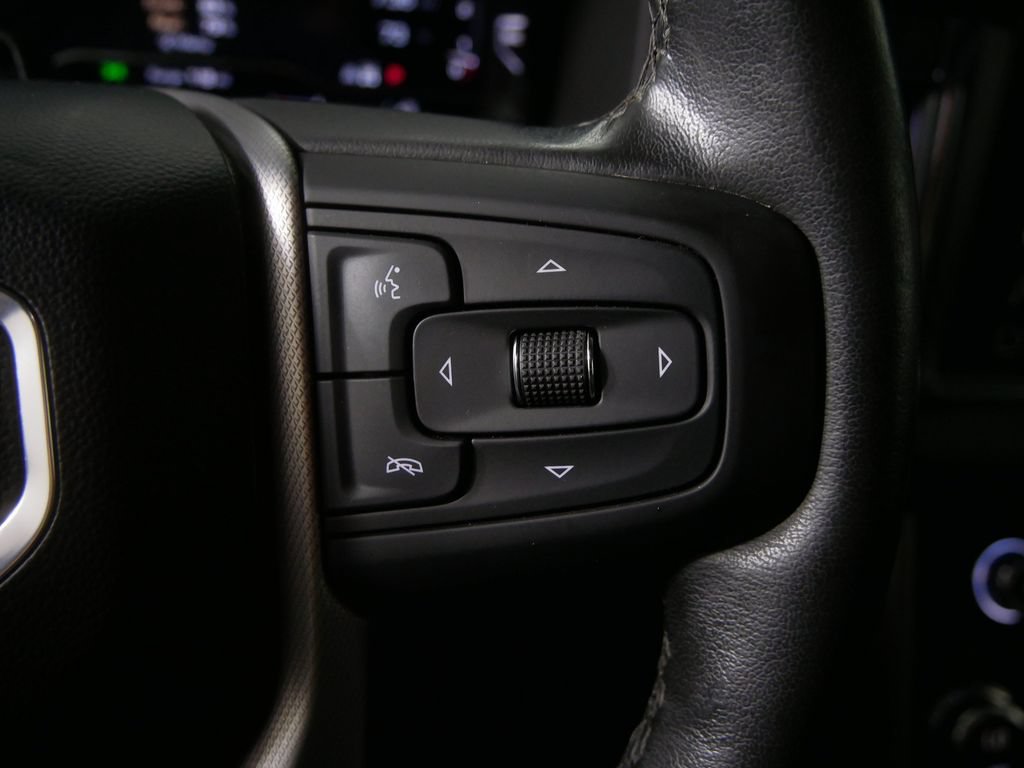 Used 2024 GMC Yukon Denali w/ Advanced Technology Package AWD/4WD image 26
