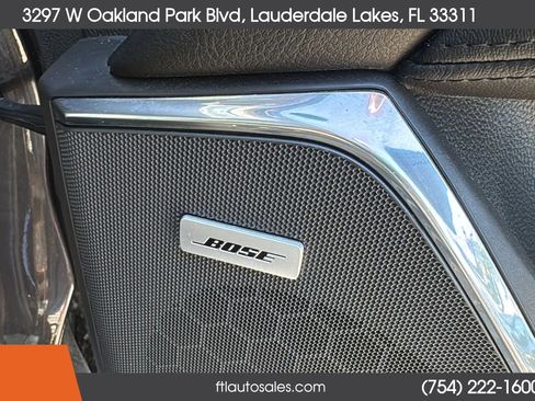 Used 2015 Cadillac Escalade Premium RWD image 55