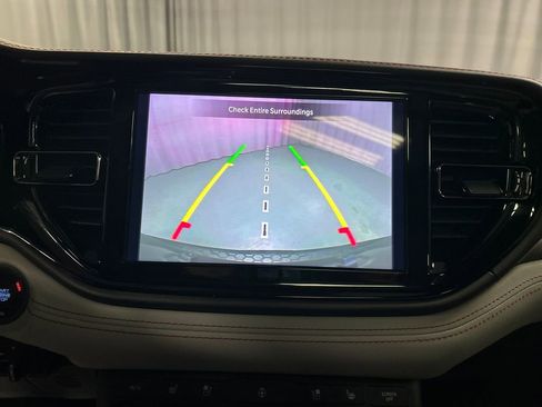 Used 2024 Dodge Durango GT image 18