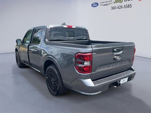 New 2025 Ford Maverick Lobo image 7