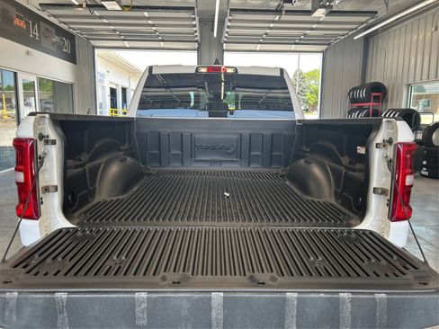 Used 2025 RAM 1500 Big Horn AWD/4WD image 22