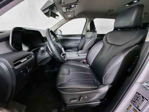 Used 2025 Hyundai Palisade SEL FWD image 13