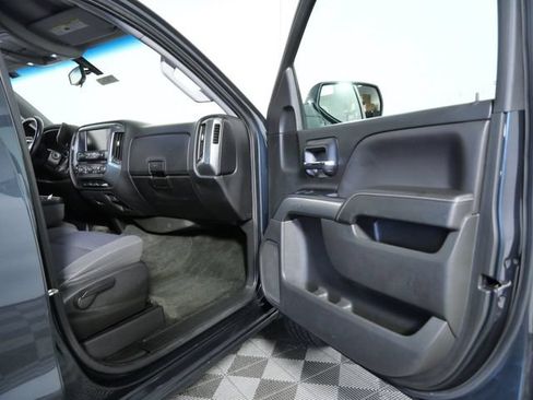 Used 2018 Chevrolet Silverado 1500 LT w/ All Star Edition RWD image 8