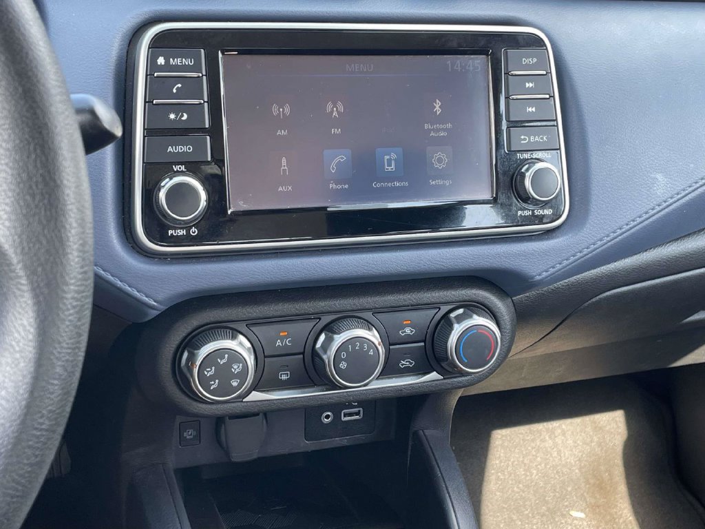 Used 2024 Nissan Versa SV w/ Trunk Package FWD image 17