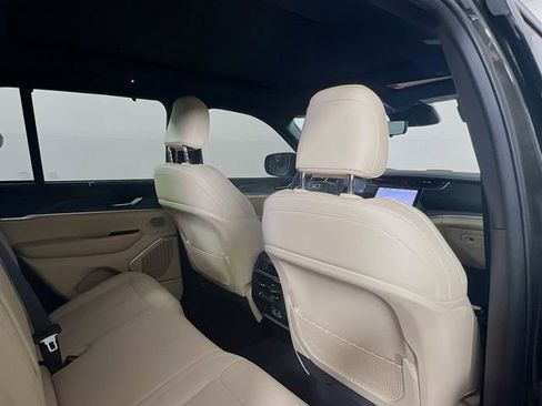 Used 2024 Jeep Grand Cherokee Limited 4xe w/ Luxury Tech Group II image 10