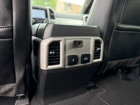 Used 2020 Ford F350 Lariat w/ Lariat Ultimate Package AWD/4WD image 40