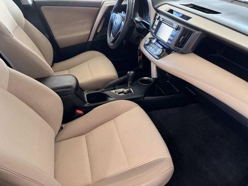 Used 2014 Toyota RAV4 XLE image 23
