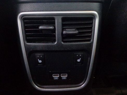 Used 2015 Dodge Charger SXT w/ AWD Plus Group image 17