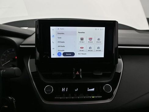 Used 2025 Toyota Corolla LE image 8