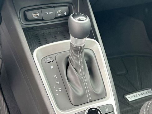New 2026 Hyundai Venue SEL FWD image 27