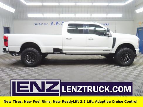Used 2025 Ford F250 Platinum image 1