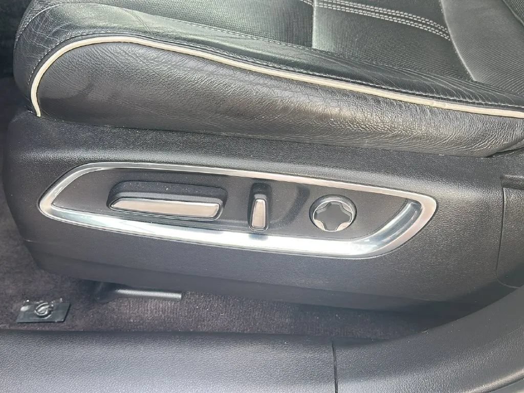 Used 2019 Acura MDX w/ Advance Package AWD/4WD image 13