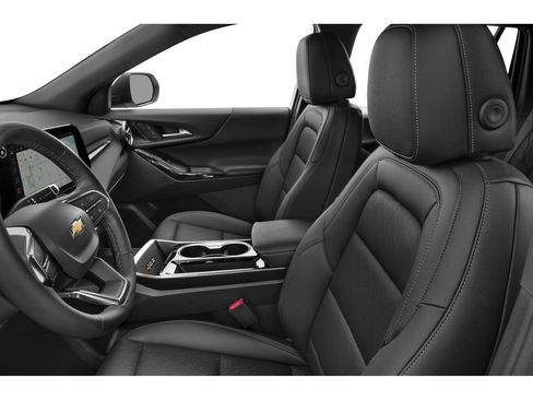 Certified 2026 Chevrolet Equinox LT FWD image 47
