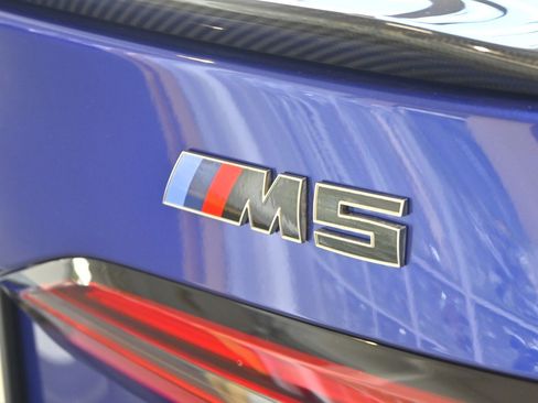 New 2026 BMW M5 w/ Carbon Package image 3