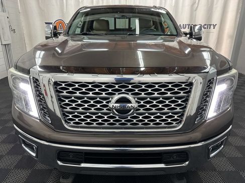 Used 2016 Nissan Titan SL AWD/4WD image 5