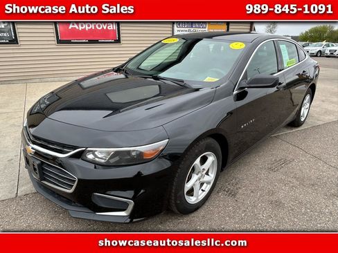 Used 2018 Chevrolet Malibu LS FWD image 1