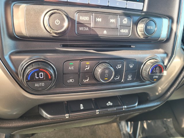 Used 2018 Chevrolet Silverado 1500 LT w/ LT Eassist Package RWD image 24