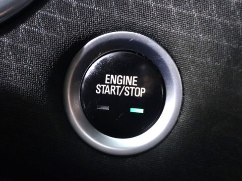 Used 2021 Chevrolet Malibu LT image 25