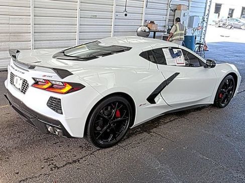Used 2020 Chevrolet Corvette Stingray Preferred Cpe w/ 2LT Preferred Equipment Group RWD image 2