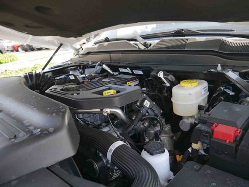 New 2026 RAM 3500 Tradesman AWD/4WD image 18